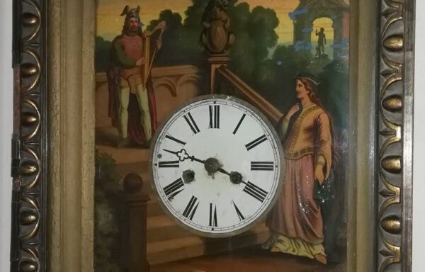 Nástenné ľudové hodiny (ciferník maľovaný na skle)