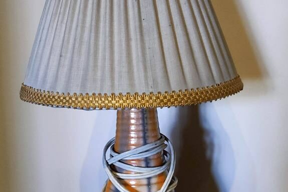 Stolová lampa z keramiky